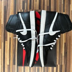 Air Jordan 1 - Ying Yang - Size 13